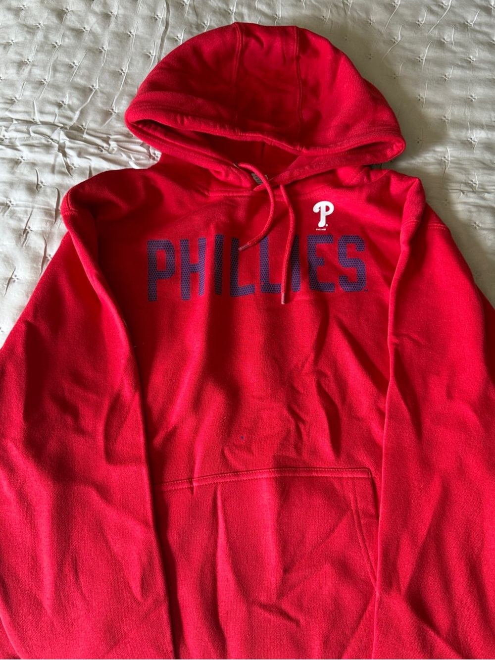 Philadelphia Phillies Red Pullover Hoodie - Women's